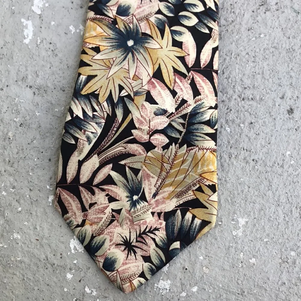 Vintage Karl Lagerfeld Floral tie